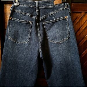 Judy Blue Women’s Los Angeles Straight Leg Jeans Dark Wash 9/29